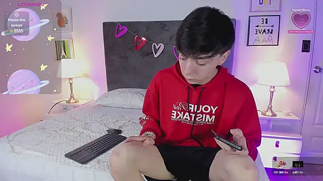 ethan and ava online show from February 2025 01:49:02 PM