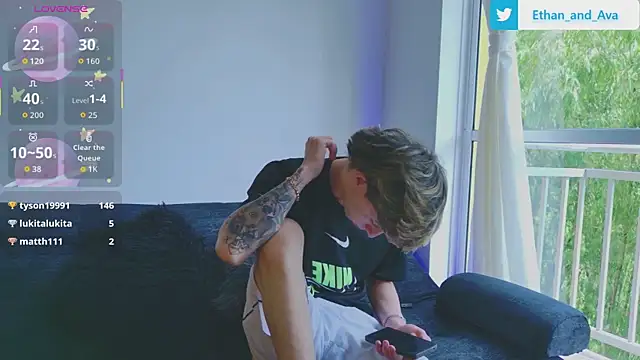 ethan and ava online show from October 2025 03:11:01 PM