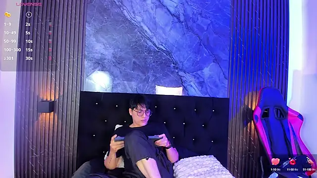 vanilla hot online show from February 2025 01:18:02 PM