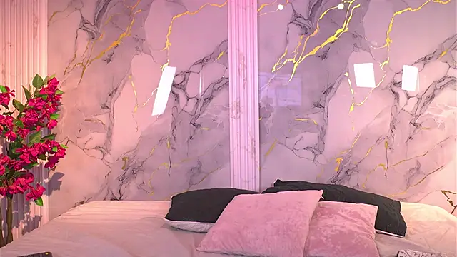 vanilla hot online show from November 2025 07:35:02 PM