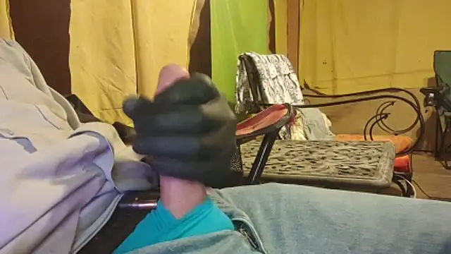 Snapshot of bwcbeat83 chatting on January 2026 01:19:01 AM bwcbeat83 online show from January 2026 01:19:01 AM