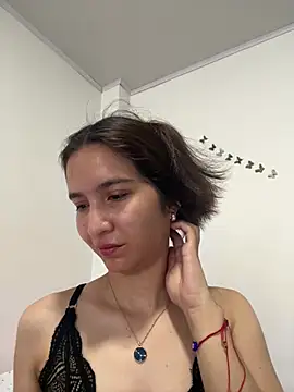 Bella still online show from March 2026 01:15:01 PM