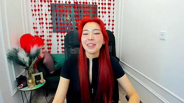 AnnaReyla online show from February 2026 11:48:02 AM