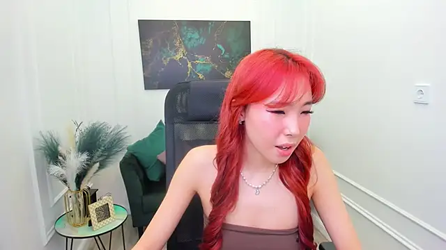 AnnaReyla online show from April 2026 07:34:02 PM