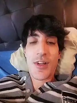 Snapshot of moutt99 chatting on January 2025 02:50:02 PM moutt99 online show from January 2025 02:50:02 PM