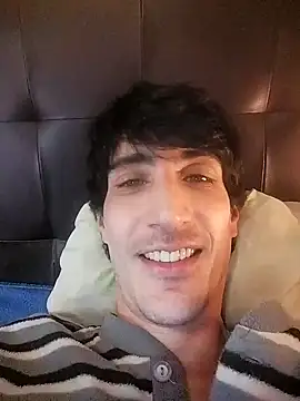 Snapshot of moutt99 chatting on January 2025 10:21:02 AM moutt99 online show from January 2025 10:21:02 AM