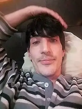 Snapshot of moutt99 chatting on January 2025 10:51:02 AM moutt99 online show from January 2025 10:51:02 AM