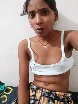 Snapshot of Divya-2007 chatting on October 2025 03:43:01 PM Divya-2007 online show from October 2025 03:43:01 PM