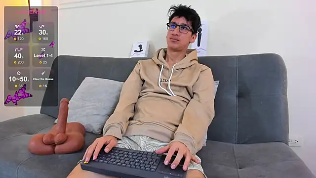 Cum hunters online show from November 2025 03:28:02 AM