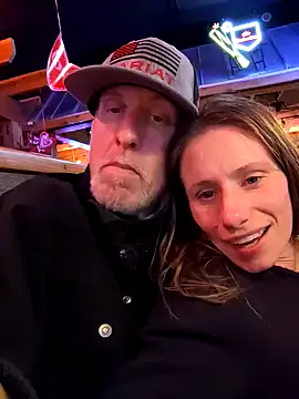 Snapshot of VibeyLovers chatting on January 2025 03:54:02 AM VibeyLovers online show from January 2025 03:54:02 AM