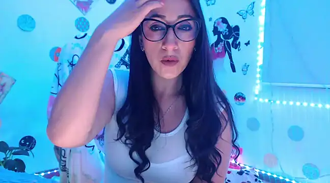 Snapshot of samy_love35 chatting on January 2025 07:18:01 AM samy love35 online show from January 2025 07:18:01 AM