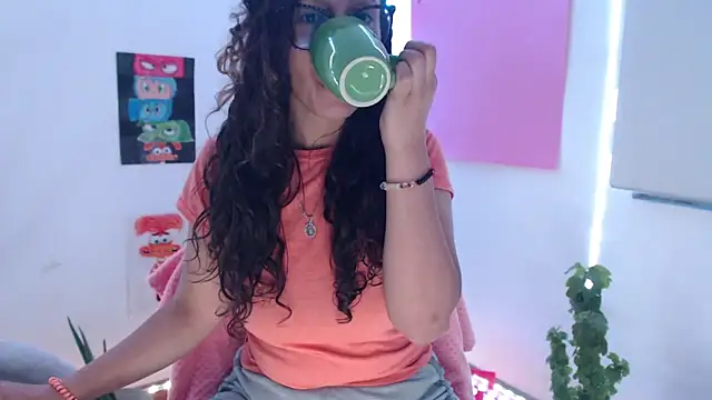 Snapshot of samy_love35 chatting on November 2025 10:48:02 PM samy love35 online show from November 2025 10:48:02 PM