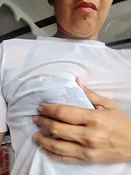 Snapshot of squirt-secret chatting on February 2025 07:44:02 PM squirt-secret online show from February 2025 07:44:02 PM