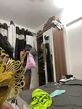 Snapshot of DrinkLikeFish chatting on February 2025 08:32:01 PM DrinkLikeFish online show from February 2025 08:32:01 PM