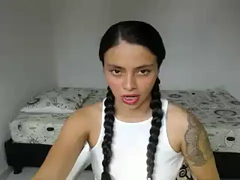 Snapshot of lana_roman chatting on January 2025 08:11:01 PM lana roman online show from January 2025 08:11:01 PM