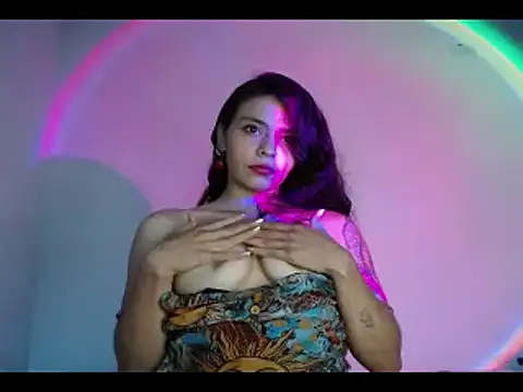 Snapshot of lana_roman chatting on February 2025 10:43:02 PM lana roman online show from February 2025 10:43:02 PM