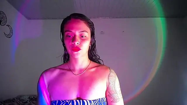 Snapshot of lana_roman chatting on November 2025 10:32:02 PM lana roman online show from November 2025 10:32:02 PM