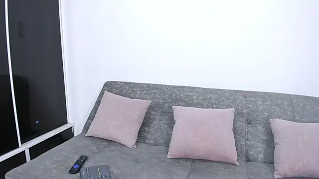 Alondra Cutie online show from January 2026 07:49:02 PM