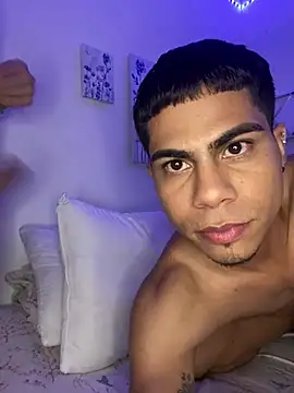 Snapshot of Dannytwinksxxx chatting on June 2026 02:58:01 AM Dannytwinksxxx online show from June 2026 02:58:01 AM