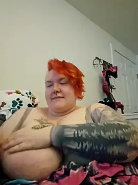 CorgiGodez98 online show from November 2025 10:54:01 PM