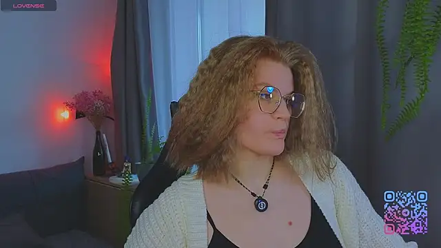  JessieVibes online show from June 2026 02:41:02 PM