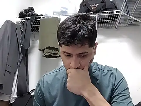 PerroDemonioHot online show from February 2026 06:35:02 PM