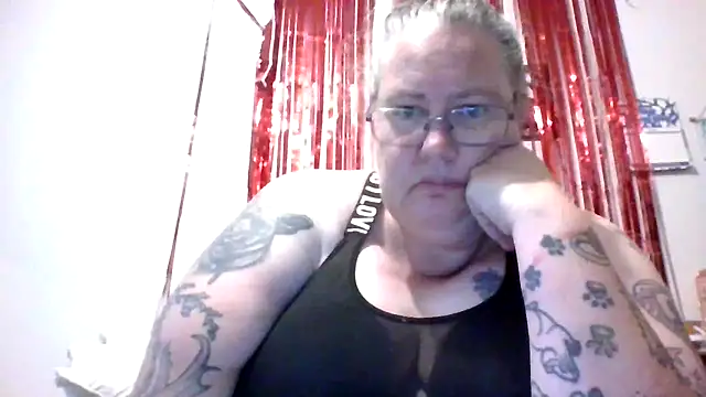 k1w1bbw online show from February 2025 07:27:02 AM
