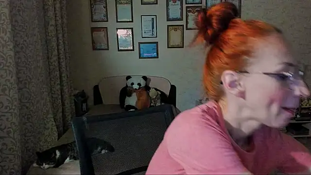 red rocco online show from February 2025 04:54:01 PM