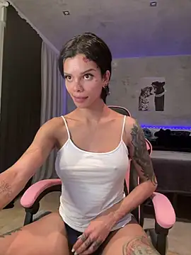 Snapshot of Rosariolovex chatting on February 2025 05:40:02 PM Rosariolovex online show from February 2025 05:40:02 PM