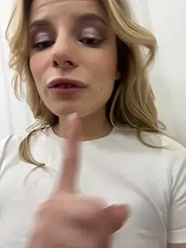 LanaSparks online show from October 2025 04:56:02 AM