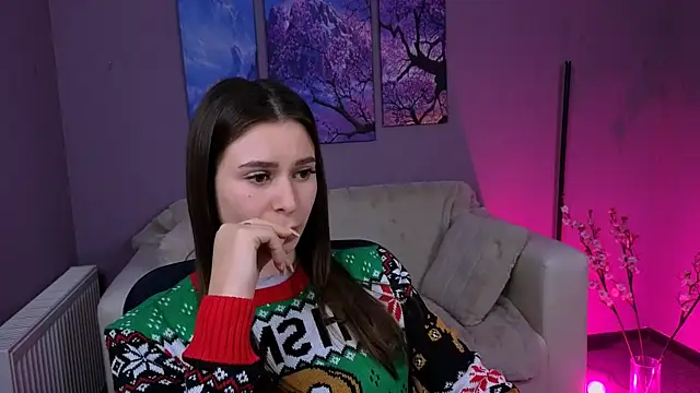 flora ri online show from November 2025 03:12:02 PM