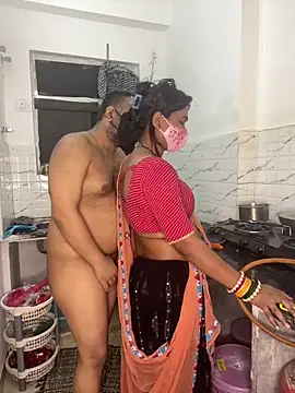 YourSuperTanya online show from February 2026 03:31:01 PM