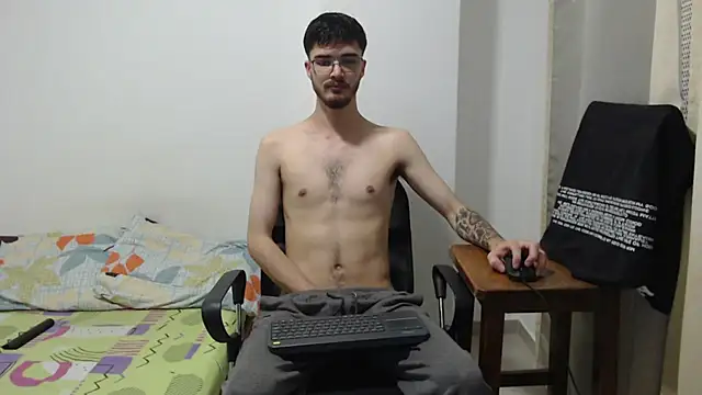 Aleex Miller online show from November 2025 04:23:02 AM