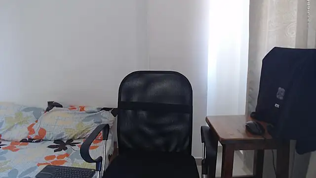 Aleex Miller online show from November 2025 04:51:02 PM