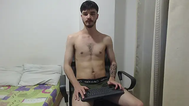 Aleex Miller online show from December 2025 11:42:02 PM