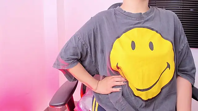 Snapshot of ah_mara_ chatting on November 2025 11:32:02 AM ah mara online show from November 2025 11:32:02 AM