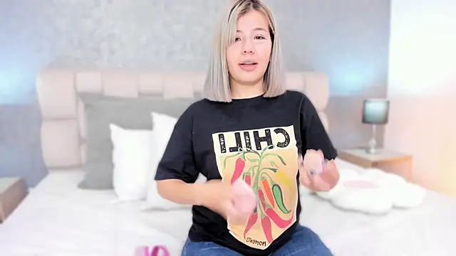 Snapshot of ah_mara_ chatting on December 2025 11:41:02 AM ah mara online show from December 2025 11:41:02 AM