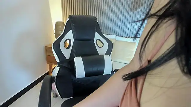 Snapshot of adarna13_ chatting on November 2025 07:23:01 PM adarna13 online show from November 2025 07:23:01 PM