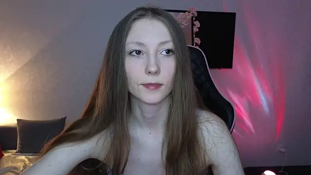 Snapshot of Sweeet_Lilit chatting on February 2025 05:25:01 AM Sweeet Lilit online show from February 2025 05:25:01 AM