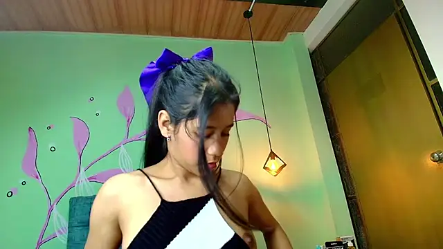 Connie Bell online show from February 2025 10:58:01 PM