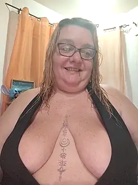 diosacurvy1984 online show from December 2025 08:31:01 AM