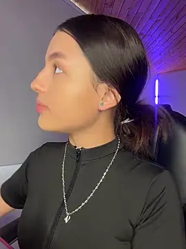 Sofia18 pinkk online show from February 2026 08:40:01 PM