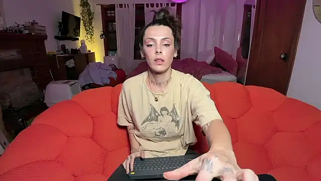 Snapshot of bunnierotten chatting on December 2025 05:13:01 AM bunnierotten online show from December 2025 05:13:01 AM