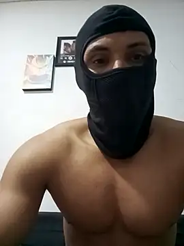 owen2992 online show from February 2025 03:07:01 AM