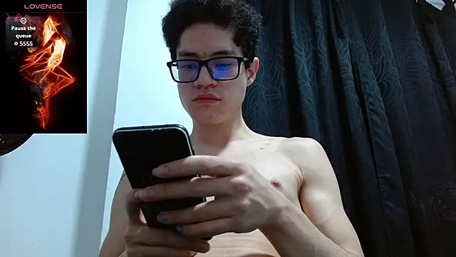 Snapshot of wolfandsky chatting on November 2025 11:42:02 AM wolfandsky online show from November 2025 11:42:02 AM