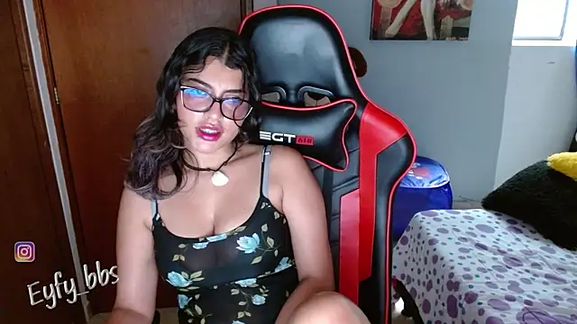 Snapshot of Eyfy_bbs chatting on February 2025 10:04:02 PM Eyfy bbs online show from February 2025 10:04:02 PM