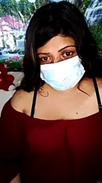 Snapshot of Lovely_WINDI chatting on January 2025 07:37:01 PM Lovely WINDI online show from January 2025 07:37:01 PM