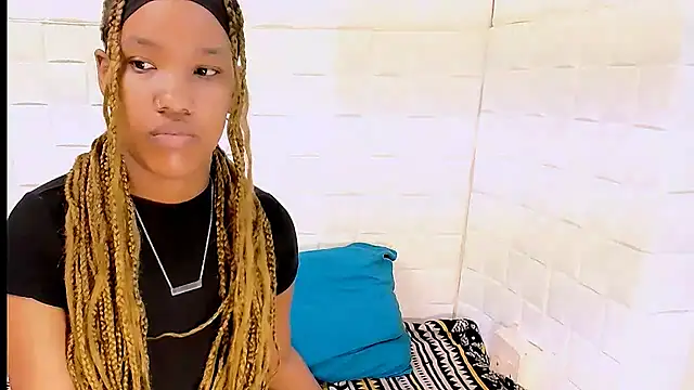 EroticSexyPrada online show from March 2025 05:08:01 AM