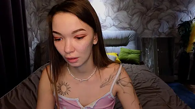 SusannJohnson online show from October 2025 12:35:01 AM