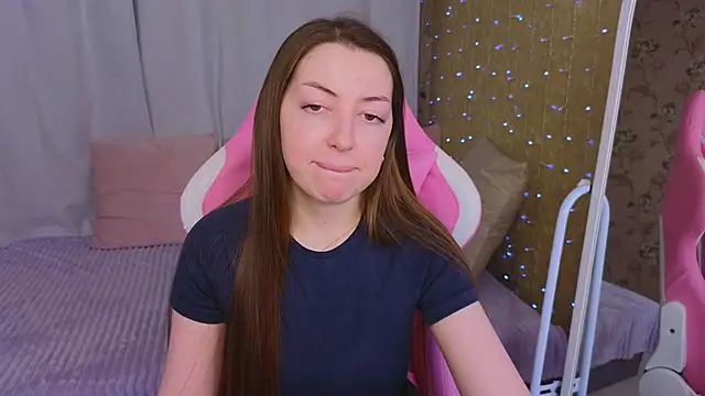 Ann moon   online show from February 2025 12:08:02 PM